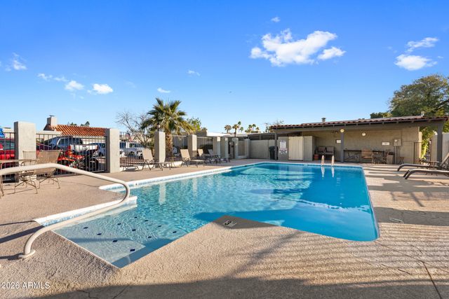 6512 N 12TH Way, Phoenix, AZ 85014