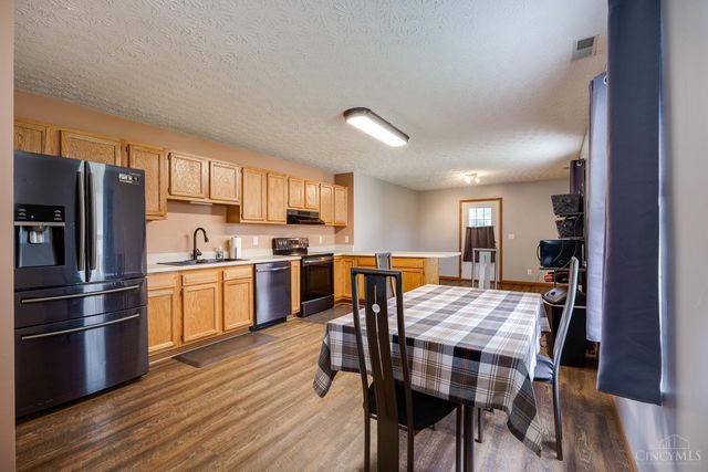 415 Martin Court, Trenton, OH 45067