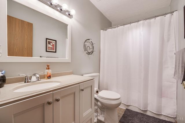 415 Martin Court, Trenton, OH 45067