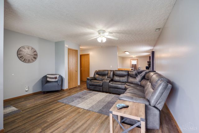 415 Martin Court, Trenton, OH 45067