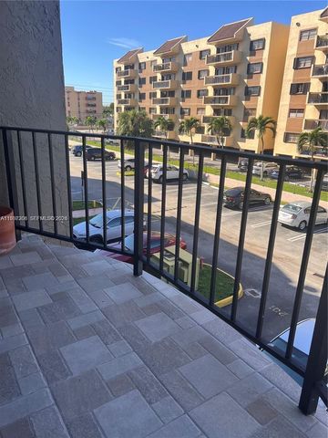 5201 NW 7th St 314, Miami, FL 33126