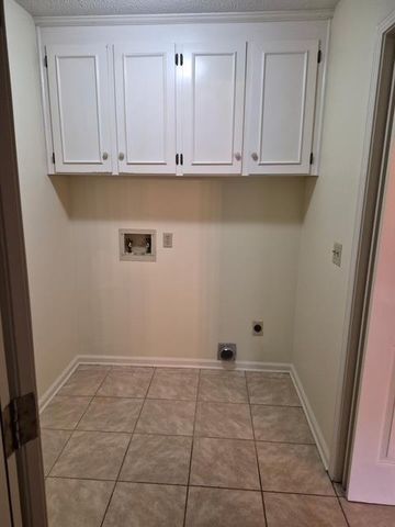 3617 Oak Ridge Lane, Dothan, AL 36303