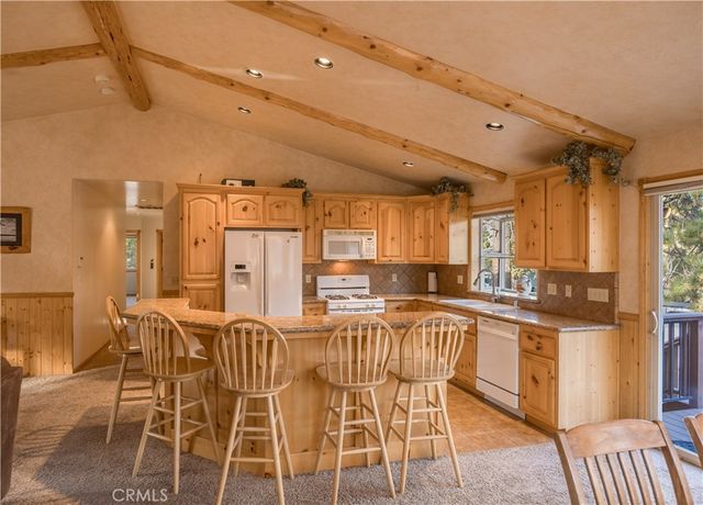 200 Muroc, Big Bear City, CA 92314