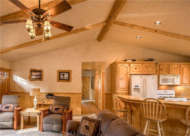 200 Muroc, Big Bear City, CA 92314