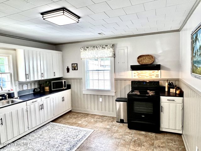 588 Second Street, Ayden, NC 28513