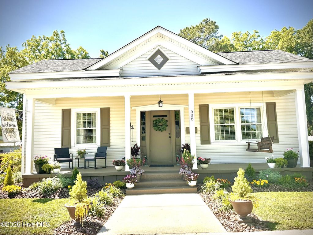 588 Second Street, Ayden, NC 28513