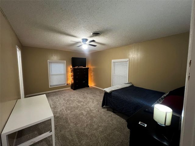 112 Stratford Street, Victoria, TX 77905