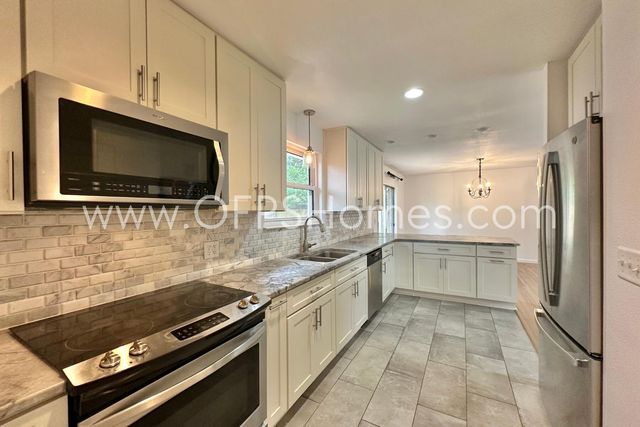 309 Pontevedra Lane, Niceville, FL 32578