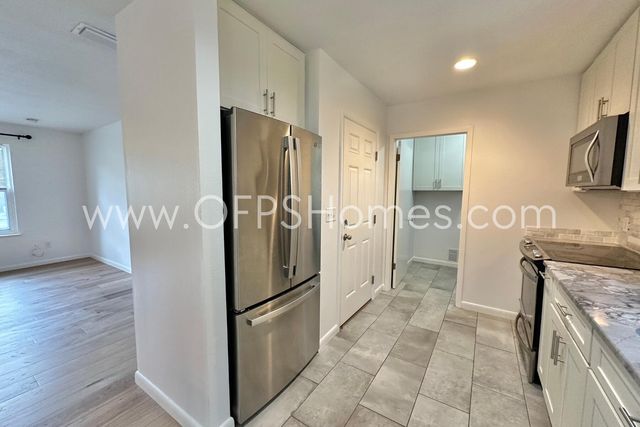 309 Pontevedra Lane, Niceville, FL 32578