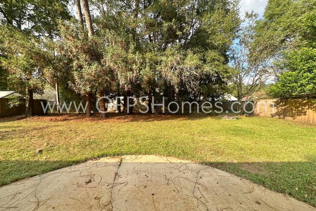 309 Pontevedra Lane, Niceville, FL 32578