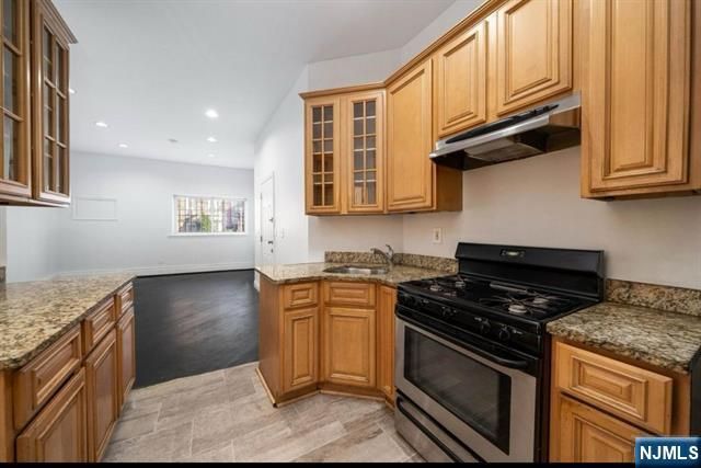 75 Palisade Avenue 1, Jersey City, NJ 07306