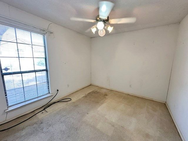 503 Pin Oak Drive, Terrell, TX 75161