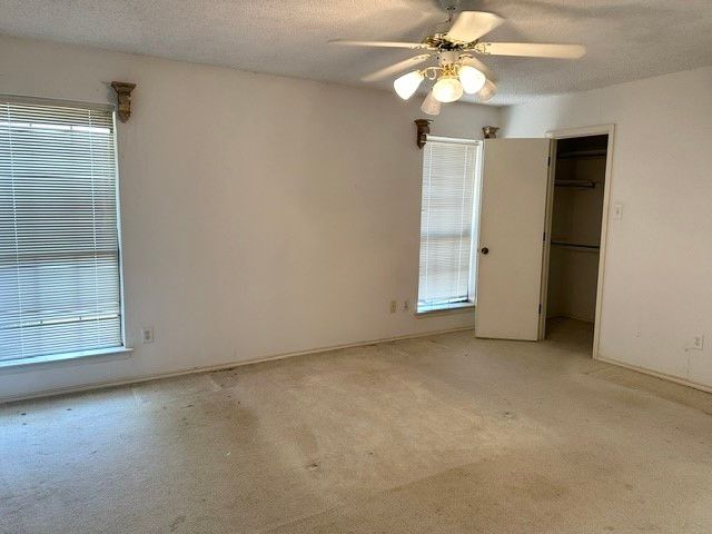 503 Pin Oak Drive, Terrell, TX 75161