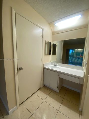 6890 Royal Palm Boulevard 305H, Margate, FL 33063