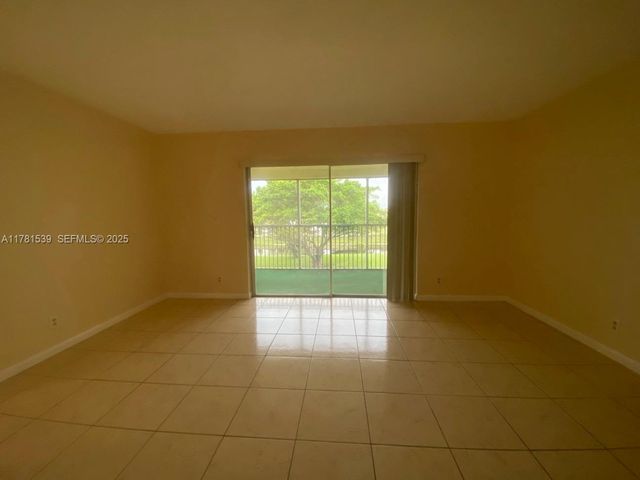 6890 Royal Palm Boulevard 305H, Margate, FL 33063