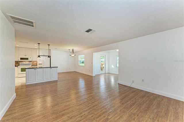 3324 WESTFORD LANE 112, Sarasota, FL 34231