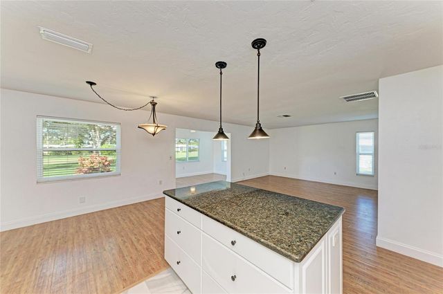 3324 WESTFORD LANE 112, Sarasota, FL 34231