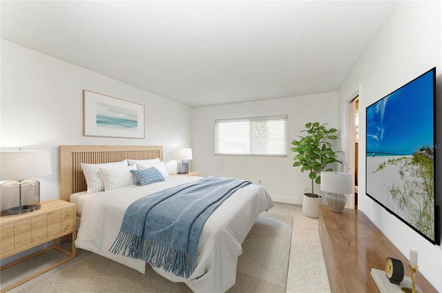 3324 WESTFORD LANE 112, Sarasota, FL 34231