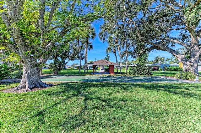 3324 WESTFORD LANE 112, Sarasota, FL 34231