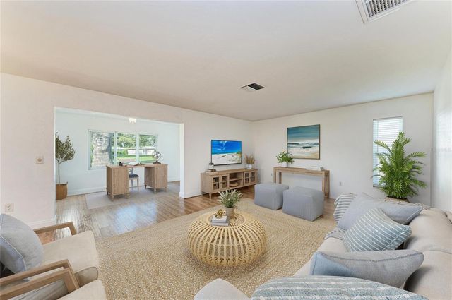 3324 WESTFORD LANE 112, Sarasota, FL 34231