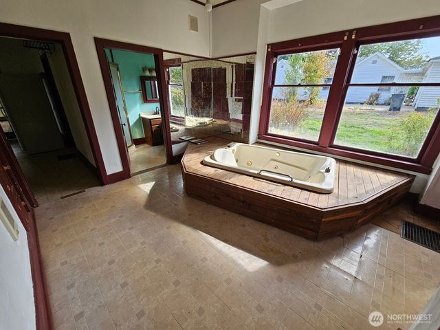 1610 Ironwood Street, Oroville, WA 98844