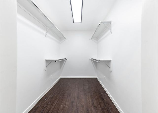 727 Bunker Hill Road 104, Houston, TX 77024