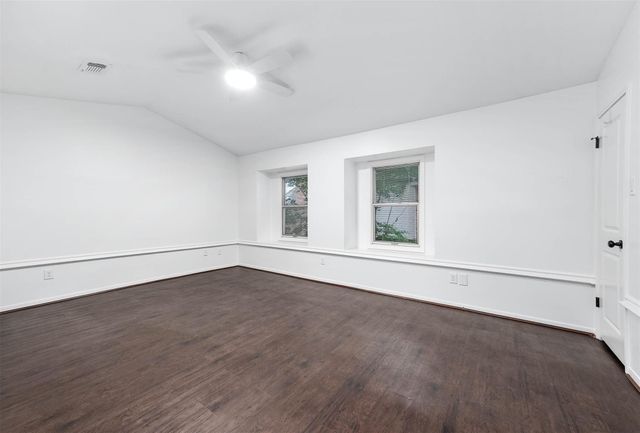 727 Bunker Hill Road 104, Houston, TX 77024