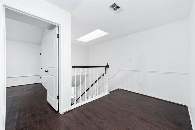 727 Bunker Hill Road 104, Houston, TX 77024