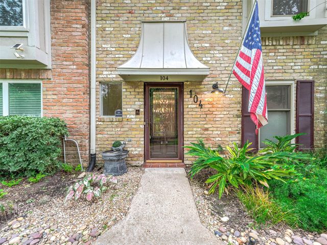 727 Bunker Hill Road 104, Houston, TX 77024