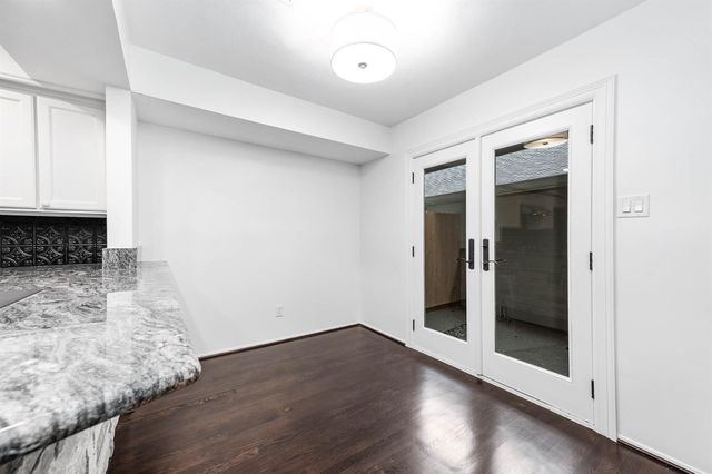 727 Bunker Hill Road 104, Houston, TX 77024