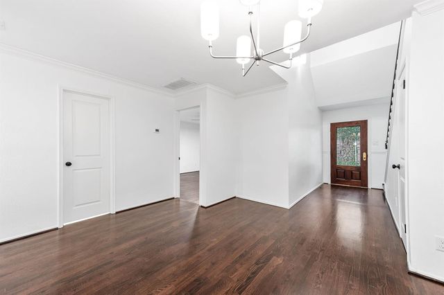 727 Bunker Hill Road 104, Houston, TX 77024