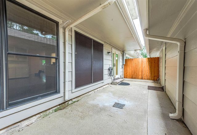 727 Bunker Hill Road 104, Houston, TX 77024