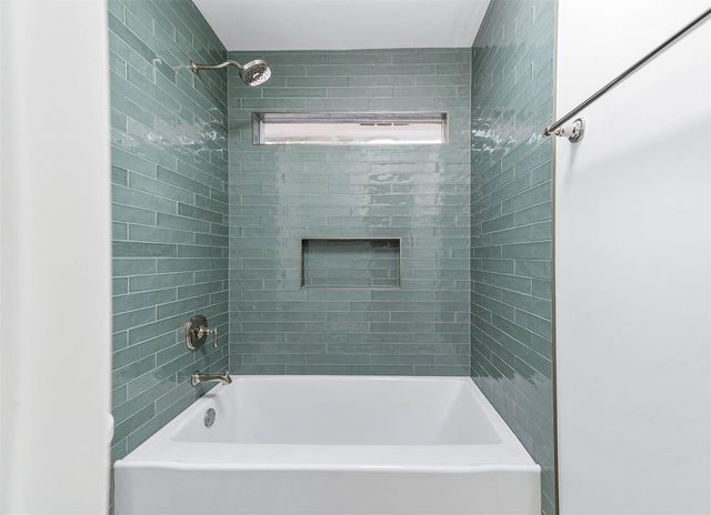 727 Bunker Hill Road 104, Houston, TX 77024