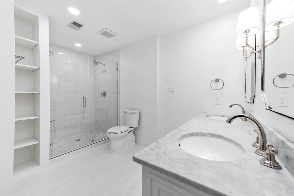 727 Bunker Hill Road 104, Houston, TX 77024