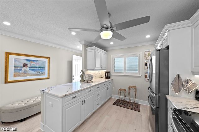 4309 Mariner WAY 405, Fort Myers, FL 33919
