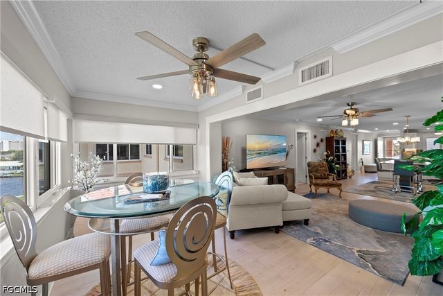 4309 Mariner WAY 405, Fort Myers, FL 33919