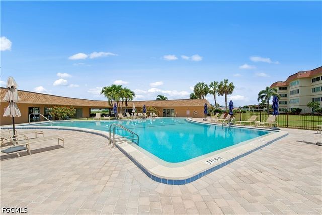 4309 Mariner WAY 405, Fort Myers, FL 33919