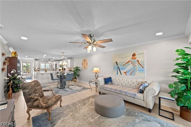 4309 Mariner WAY 405, Fort Myers, FL 33919
