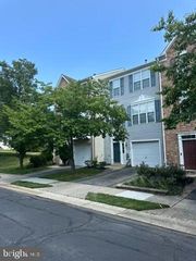 2230 MONTAUK DR, Crofton, MD 21114