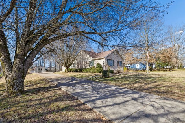 918 Yell Rd, Lewisburg, TN 37091