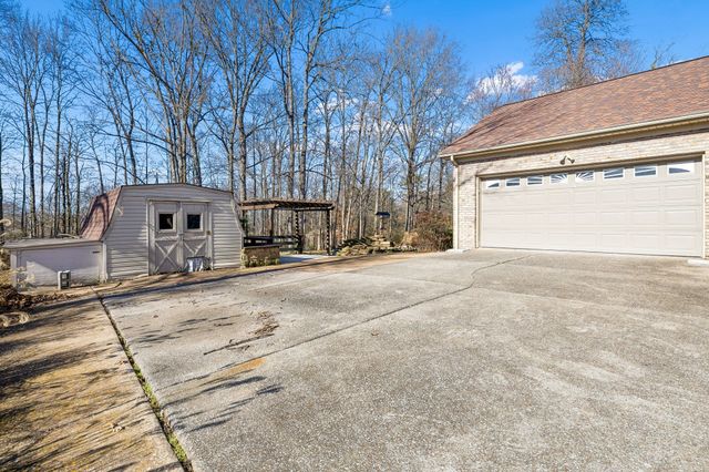 918 Yell Rd, Lewisburg, TN 37091