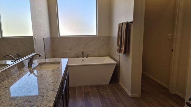 5417 E Village Avenue NE, Rio Rancho, NM 87144
