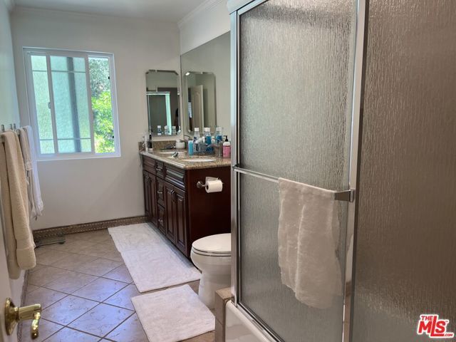 5819 Fairhaven Avenue, Woodland Hills (los Angeles), CA 91367