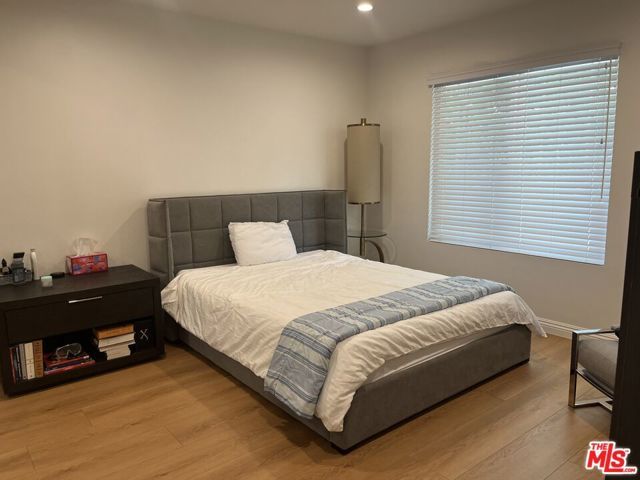 5819 Fairhaven Avenue, Woodland Hills (los Angeles), CA 91367