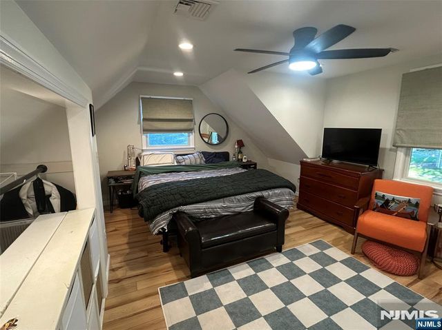81 Ivanhoe Terrace, Bloomfield, NJ 07003
