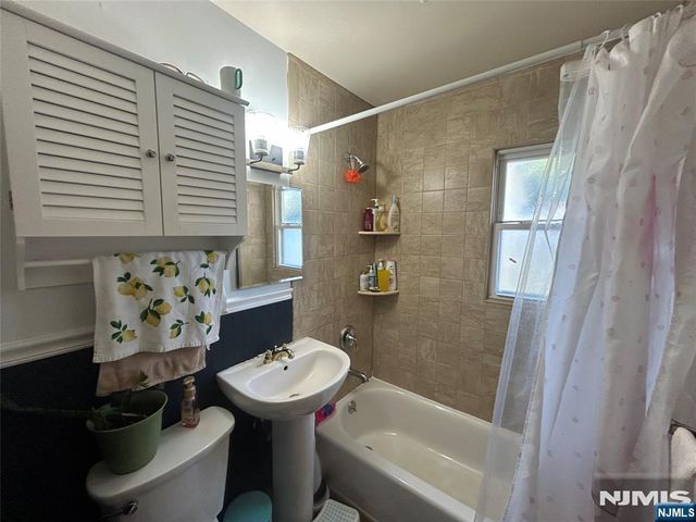 81 Ivanhoe Terrace, Bloomfield, NJ 07003