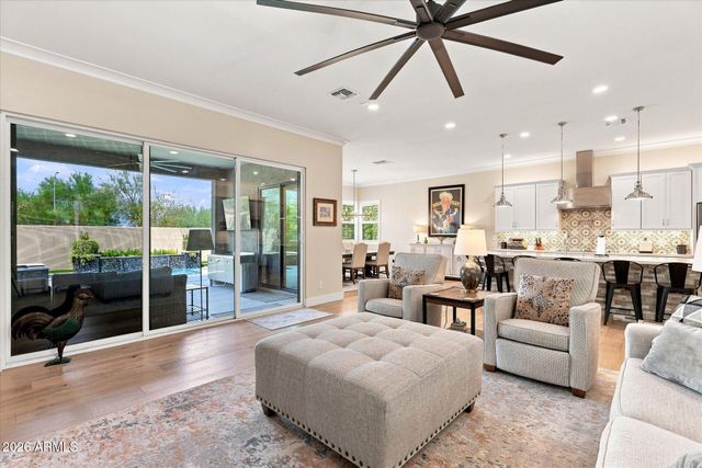 1118 E PASEO Way, Phoenix, AZ 85042