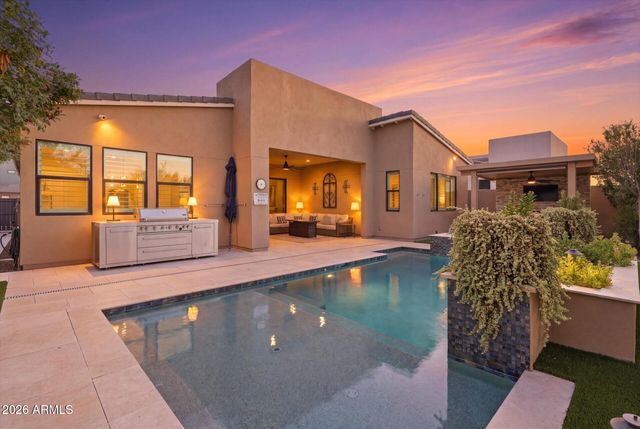 1118 E PASEO Way, Phoenix, AZ 85042
