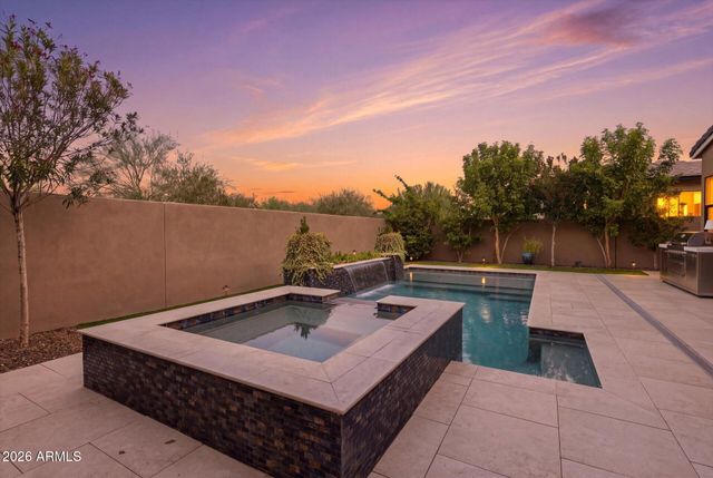 1118 E PASEO Way, Phoenix, AZ 85042