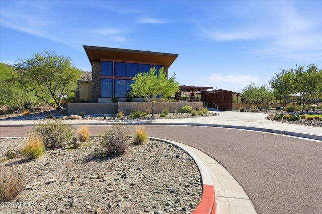 1118 E PASEO Way, Phoenix, AZ 85042